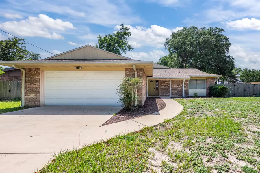 35 9th Street, Shalimar, FL 32579