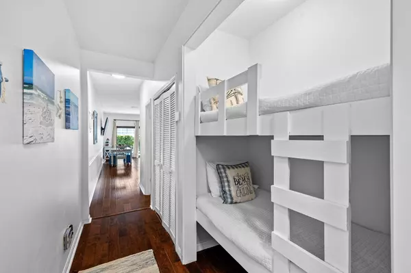 Santa Rosa Beach, FL 32459,3604 E County Highway 30A #UNIT D2