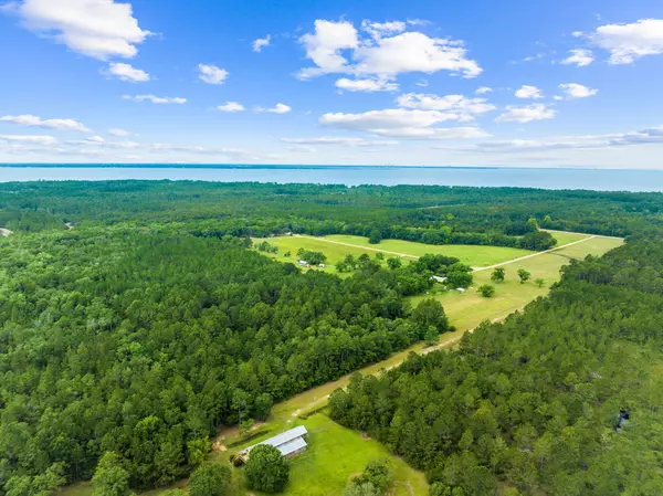 Freeport, FL 32439,2671 W CO Highway 83-A