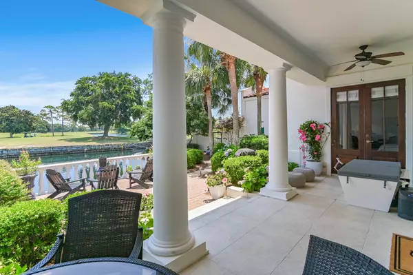 8067 Fountains Lane,  Miramar Beach,  FL 32550