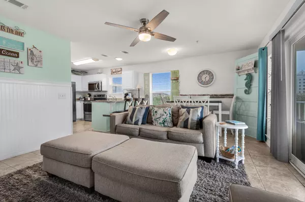 Navarre, FL 32566,8436 Gulf Boulevard  #UNIT 221