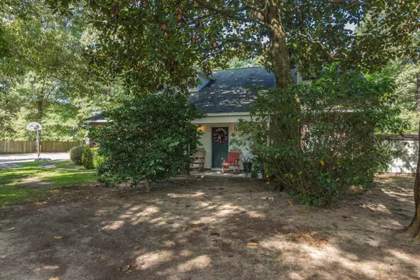 Crestview, FL 32536,5740 N Highway 85