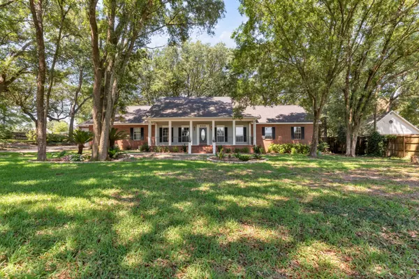 3010 Lancaster Circle, Crestview, FL 32539