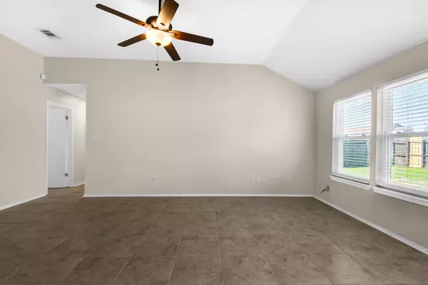 Navarre, FL 32566,2149 Estate Circle