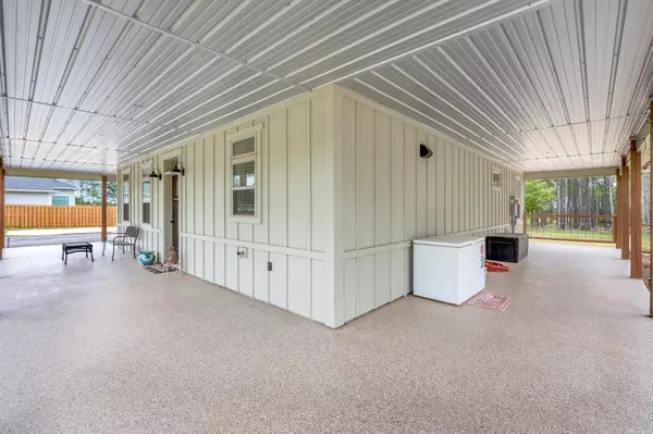 Milton, FL 32583,9547 Redland Road