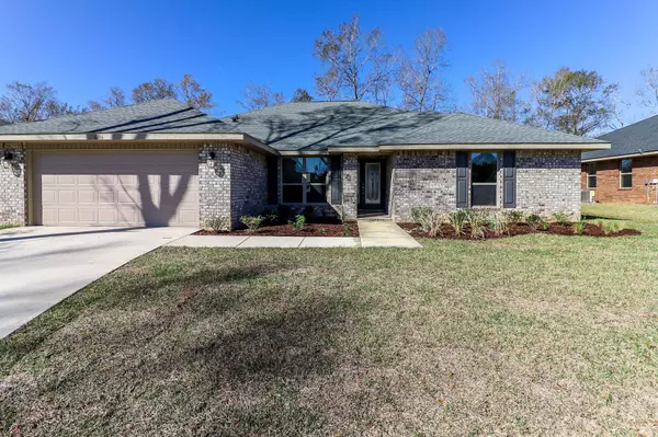 2786 Lake Silver Road, Crestview, FL 32536