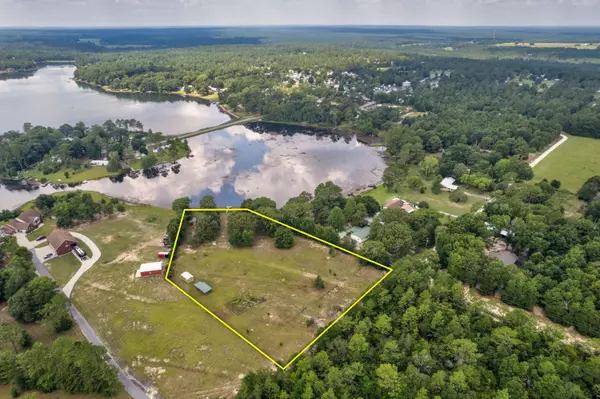 397 Paul Road, Defuniak Springs, FL 32435