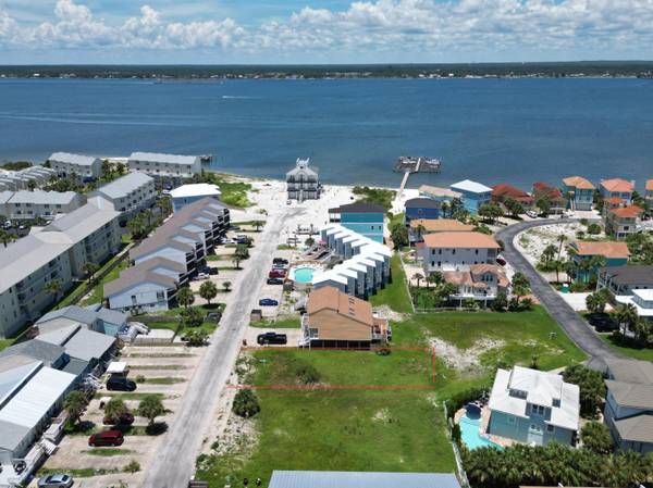 xxx Tina Drive, Navarre, FL 32566