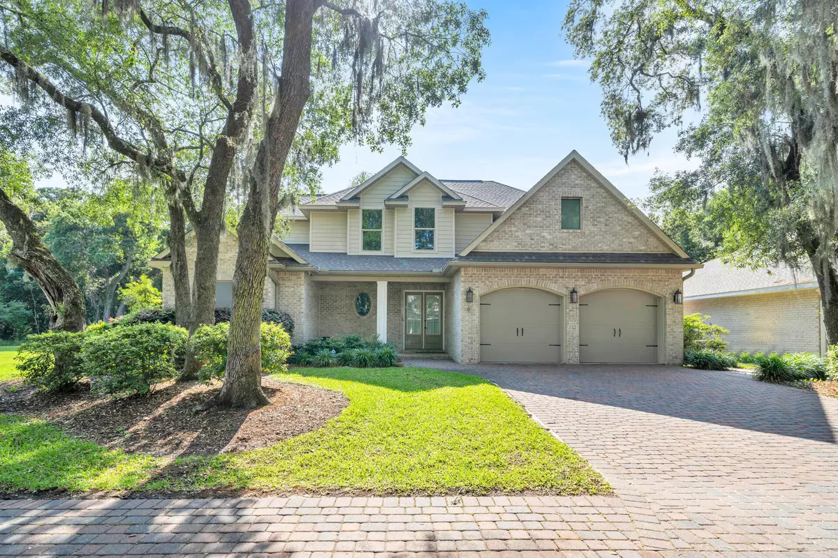 Mary Esther, FL 32569,9 Plantation Oaks Drive