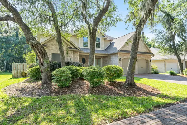 Mary Esther, FL 32569,9 Plantation Oaks Drive