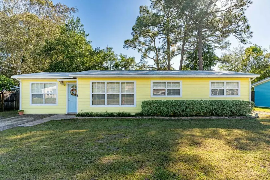 307 Newcastle Drive, Fort Walton Beach, FL 32547