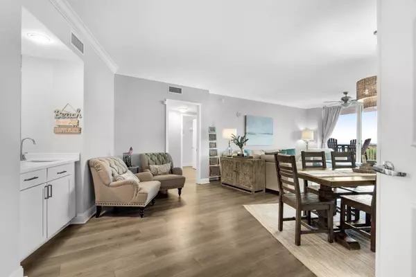 Destin, FL 32541,15400 Emerald Coast Parkway #UNIT 305