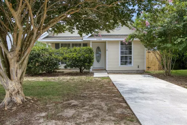 Navarre, FL 32566,7460 Harvest Village Court