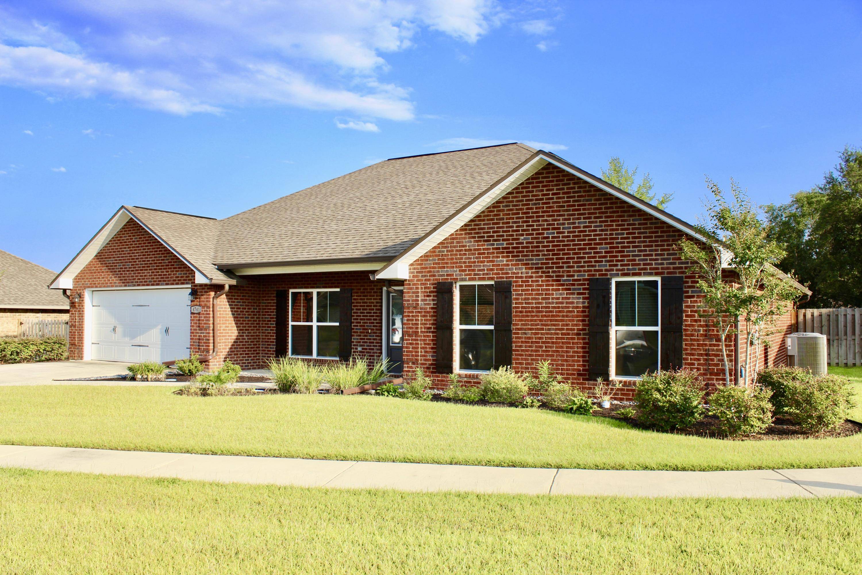 4741 Chanson Crossing, Crestview, FL 32539