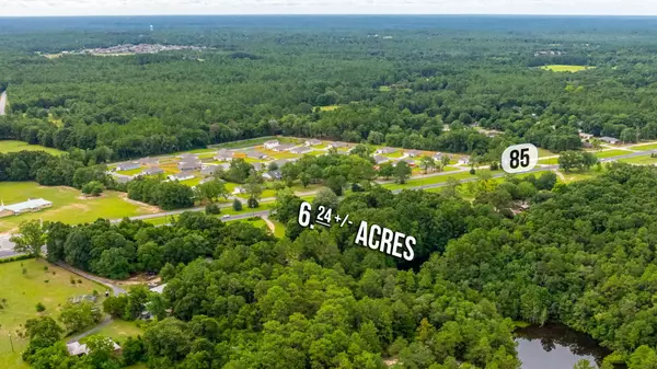 Crestview, FL 32536,6388 N Hwy 85