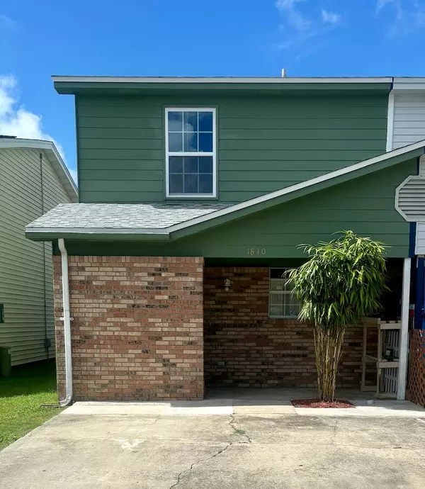 Fort Walton Beach, FL 32547,1810 Whispering Oaks Lane