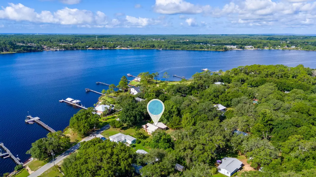 2998 Holley Point Road, Navarre, FL 32566