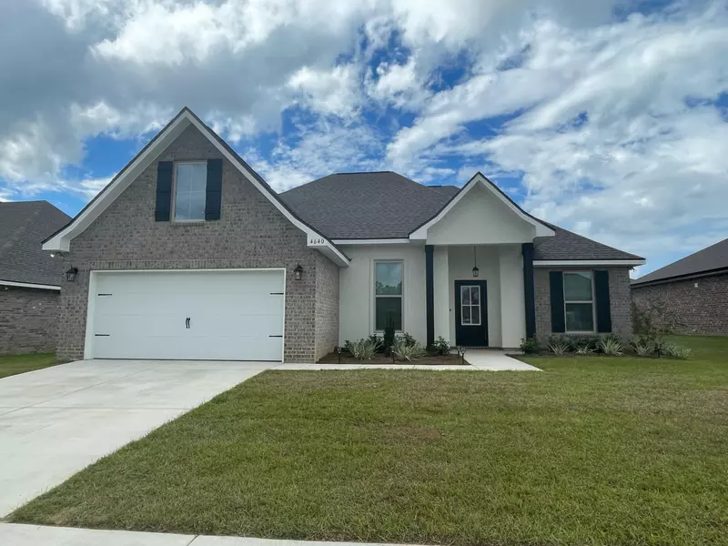 4640 Jayhawk Drive, Crestview, FL 32539