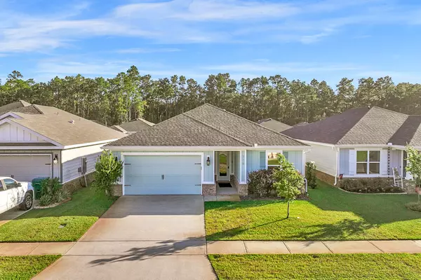 116 Cool Breeze Loop, Freeport, FL 32439