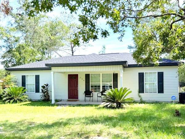 254 E Iris Lane, Defuniak Springs, FL 32433