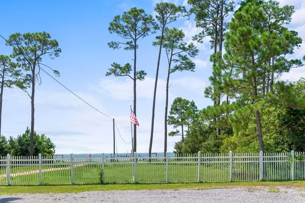 Gulf Breeze, FL 32563,1568 Sunny Oak Street