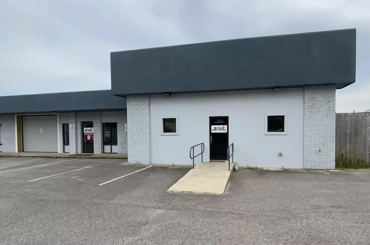 Fort Walton Beach, FL 32547,103 Lewis Street  #A, B & C