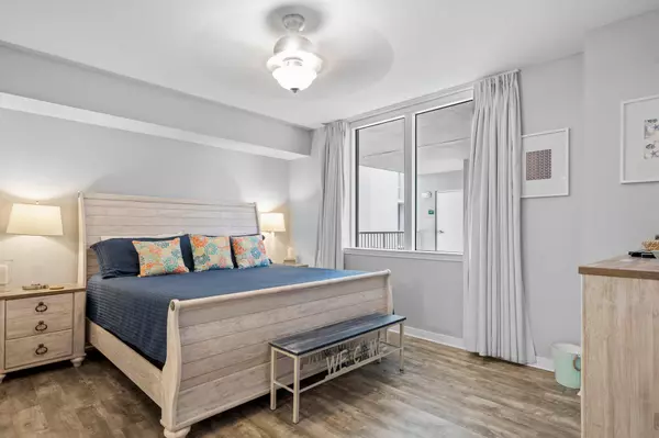 Fort Walton Beach, FL 32548,1322 SE Miracle Strip Parkway #402