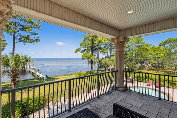 7 Southminster Court, Niceville, FL 32578