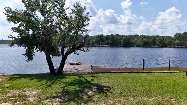 Defuniak Springs, FL 32433,356 Juniper Island Drive