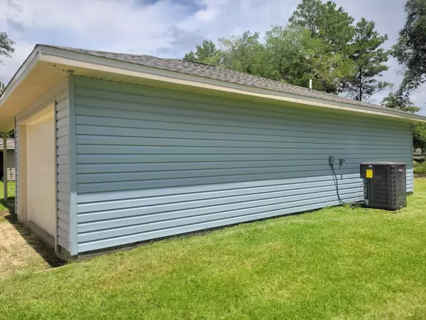 Defuniak Springs, FL 32433,37 Cedar Hill Ct. Drive