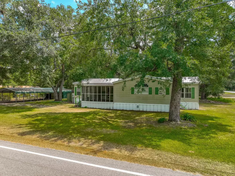 20 Pinelog Street, Freeport, FL 32439