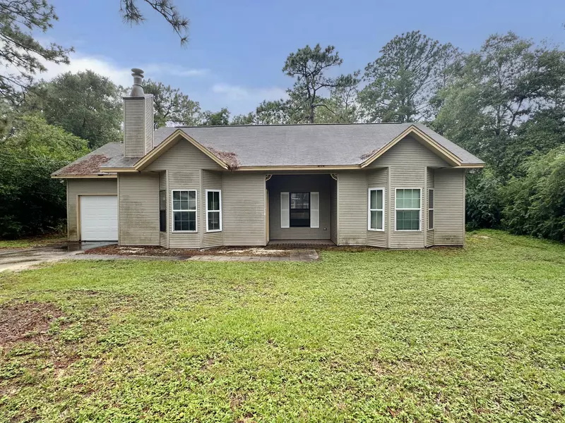 301 John King Road, Crestview, FL 32539