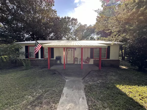 Laurel Hill, FL 32567,8106 County Line Road