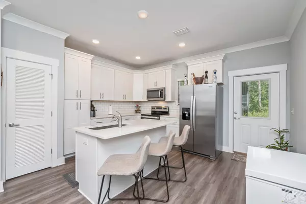 Freeport, FL 32439,166 N Sand Palm Road