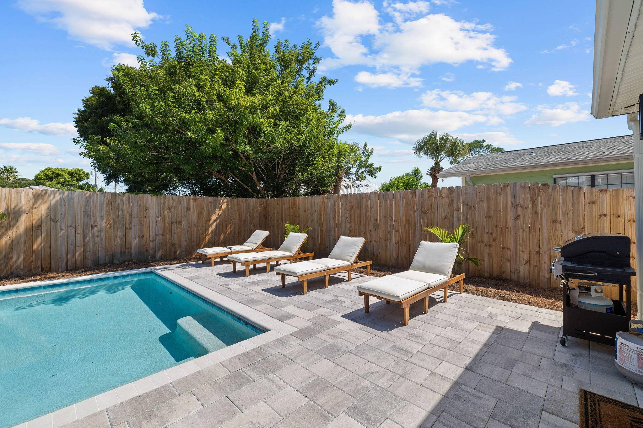 21516 Dolphin Avenue, Panama City Beach, FL 32413