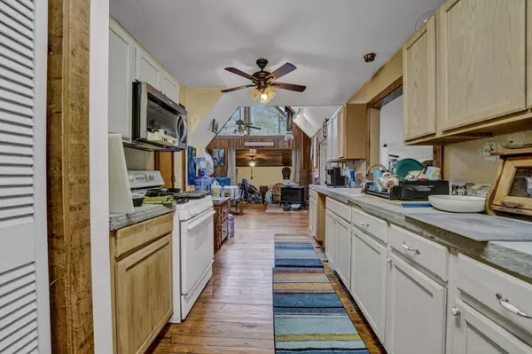 Vernon, FL 32462,870 Boonie Lane