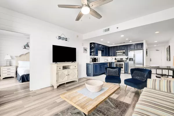 Panama City Beach, FL 32413,17729 Front Beach Road  #2005E