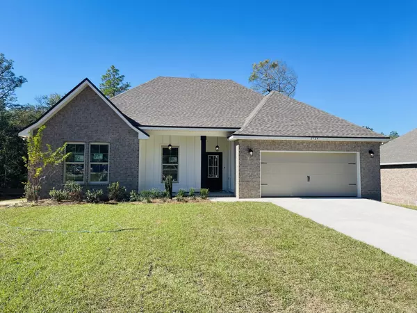 2724 Louis Circle, Crestview, FL 32536