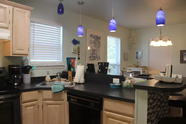 Destin, FL 32541,88 Hutchinson Street  #A