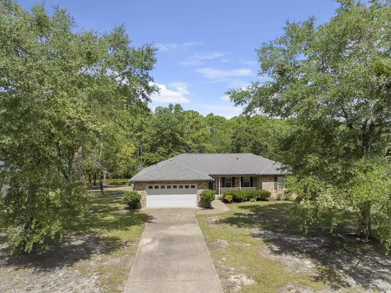 397 Hidden Lakes Trail, Defuniak Springs, FL 32433