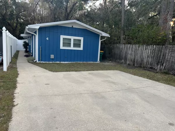 4 3rd Avenue, Shalimar, FL 32579