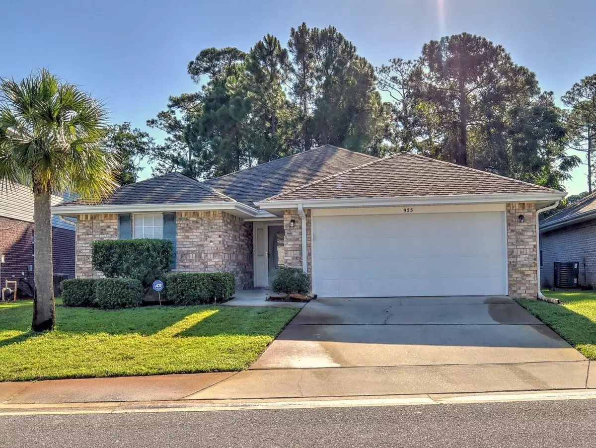 Mary Esther, FL 32569,925 Lajolla Lane