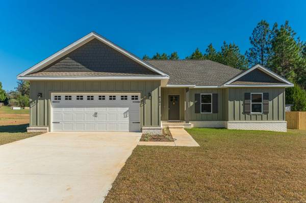 8181 Shooter Lane, Laurel Hill, FL 32567