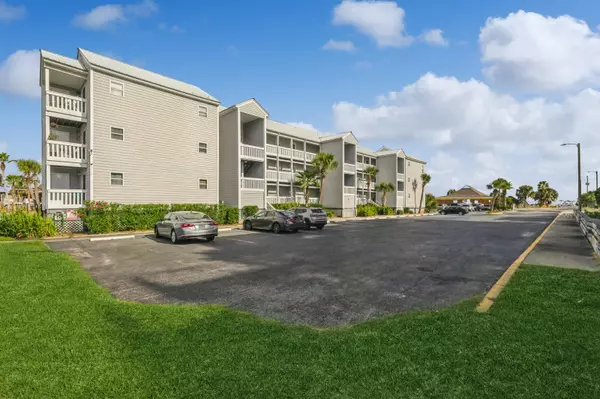 Fort Walton Beach, FL 32548,1330 SE Miracle Strip Parkway  #APT 104