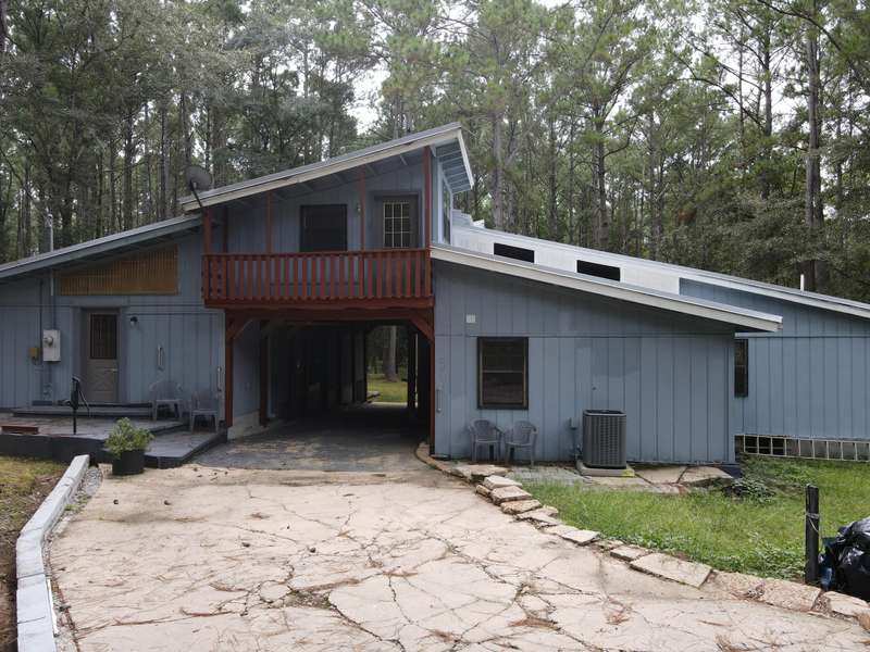 561 Tall Oaks Road, Defuniak Springs, FL 32435