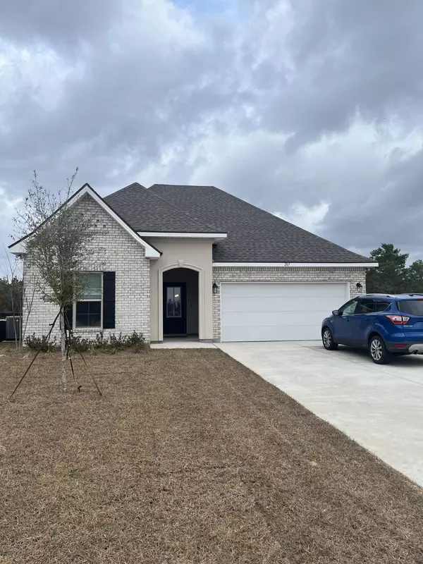 207 Bon Ami Drive, Freeport, FL 32439