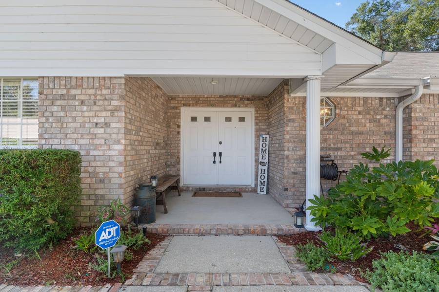 6770 Bunker Hill Circle, Pensacola, FL 32506