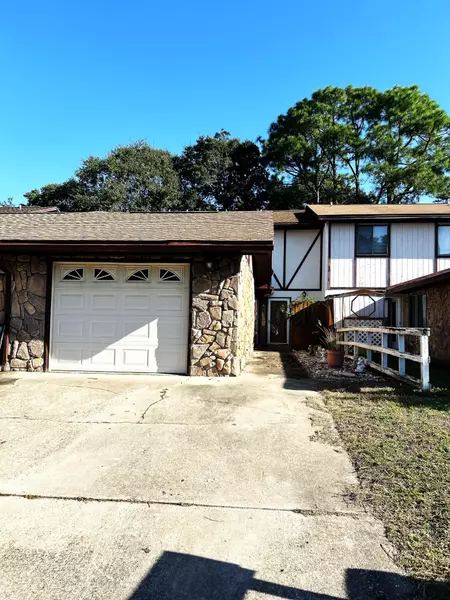 353 SW Honey Cove Cove, Fort Walton Beach, FL 32548