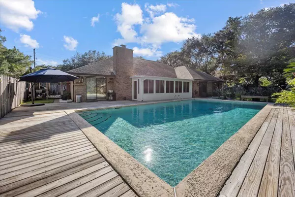 240 Country Club Road, Shalimar, FL 32579