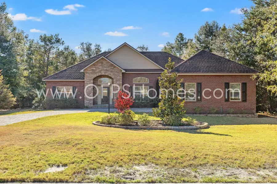 120 Lake Merial Boulevard, Southport, FL 32409